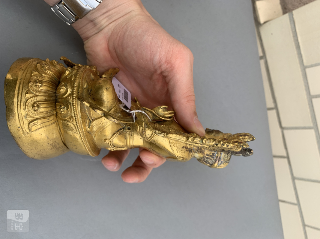 A GILT-BRONZE FIGURE OF SYAMATARA - 图10